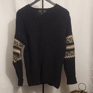 Unisex Banana Republic Black Sweater with Patterned Sleeves